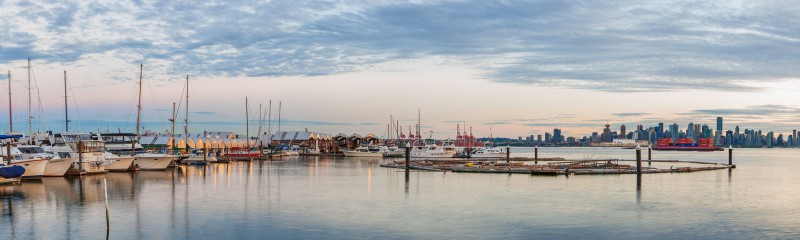 Vancouver panorama, taken around sunset time from the shore of North Vancouver