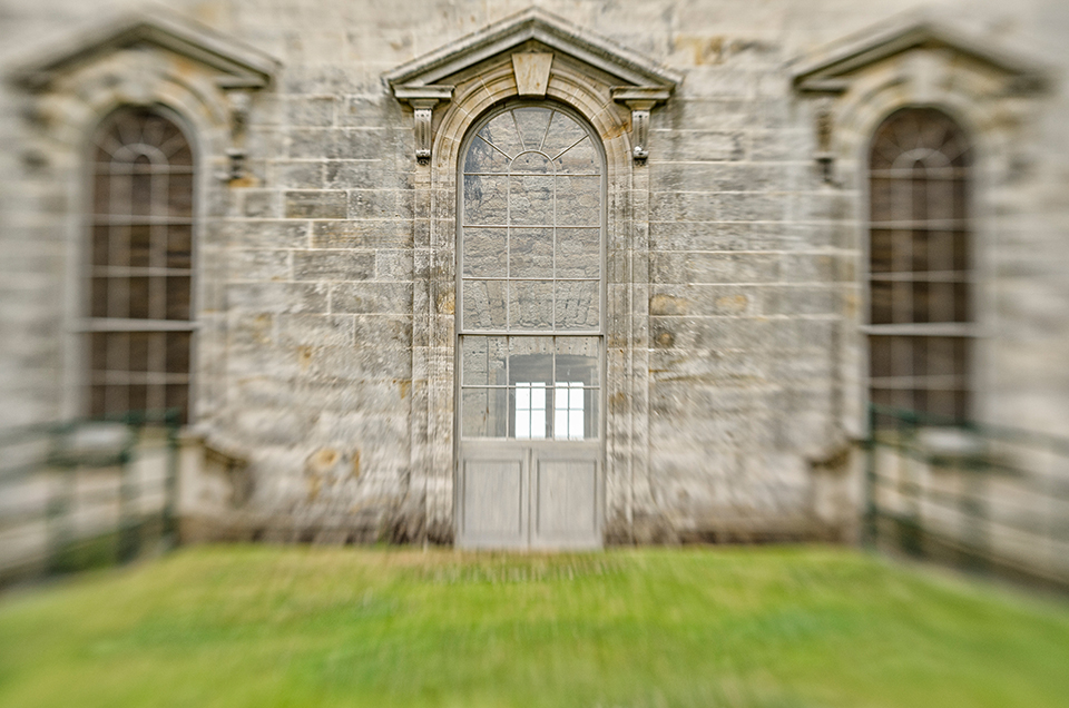 Lensbaby photograph of Penicuik House