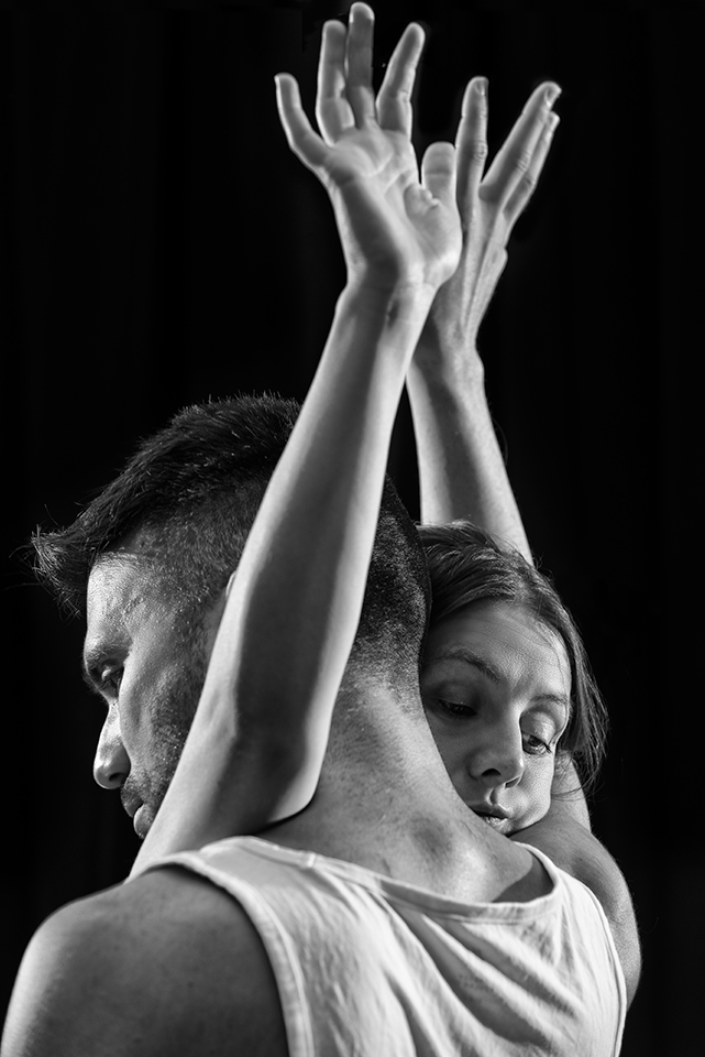 Close up of dancers Daniel Lourenco and Mary Mannion